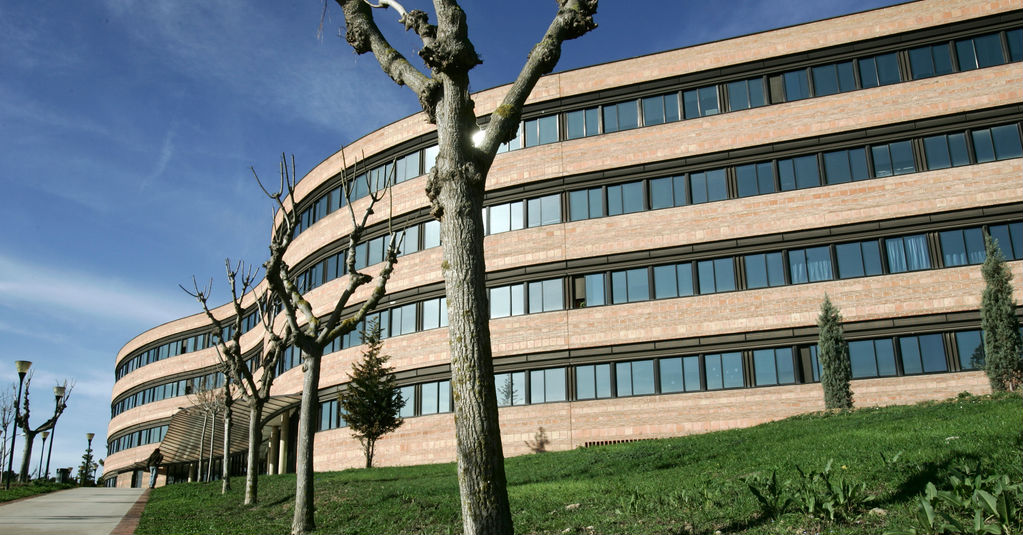 Universitat Autònoma de Barcelona (UAB)
